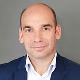 Dr. Christoph Falk-Gierlinger neuer Geschäftsführer von Continental Engineering Services