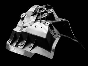 BMW Struts cast on a Carat 400 BMW Struts cast on a Carat 400