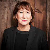 VDA-Präsidentin Hildegard Müller: Autoindustrie treibt Transformation in schwierigem Umfeld voran