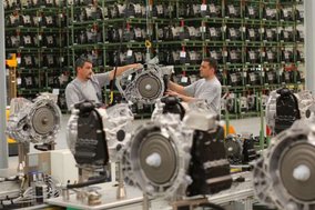 RO - German Daimler completes new plant in Romania with EUR 300 Mio