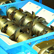 Metal recycling: Shredding of large parts enables cost reductions through prompt remelting Recycling expert exhibits for the first time at GIFA in Düsseldorf