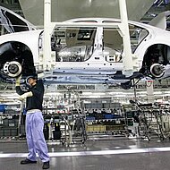 Philippines challenges Thailand in auto production  