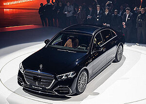 The wheels of the new Mercedes-Benz S-Class are manufactured using the high-pressure die casting process.