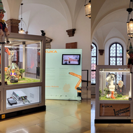For the winter months: KUKA robots move into Augsburg City Hall as puppeteers