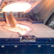 ERFOLGREICHE UMSTELLUNG VOM KUPOLOFEN ZUM INDUKTIONSOFEN