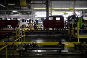 USA - Peek inside General Motors' new $600 million paint shop in Flint