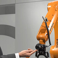 Intuitive guidance of KUKA robots