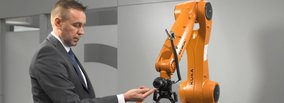 Intuitive guidance of KUKA robots
