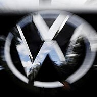 Bulgaria ready to sweeten its bid to win Volkswagen plant lobby group