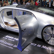 Mercedes hält am Verbrennermotor fest  - auch nach 2030