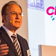 Ich sehe für die Zukunft mehr neue Geschäftsfelder als reine Kompensation