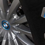 BMW Group electrified sales top 10,000 in September