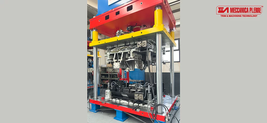 GIGA TRIMMING TOOL for an OEM