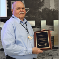 Harold Harned geht nach 50 Jahren bei Inductotherm in den Ruhestand