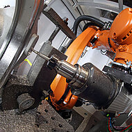 KUKA: presents solutions at GIFA 2015 – from single components to finished cell concepts 