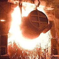 UK - 1,000 job losses expected at Tata Steel as industry holds crisis summit