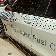 E-mobility: Hydrogen, e-fuels and methanol are the future, while e-vehicles remain in doubt