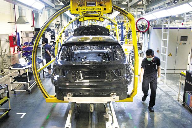 IN - Creditors may offer to sell Amtek Auto along with subsidiaries